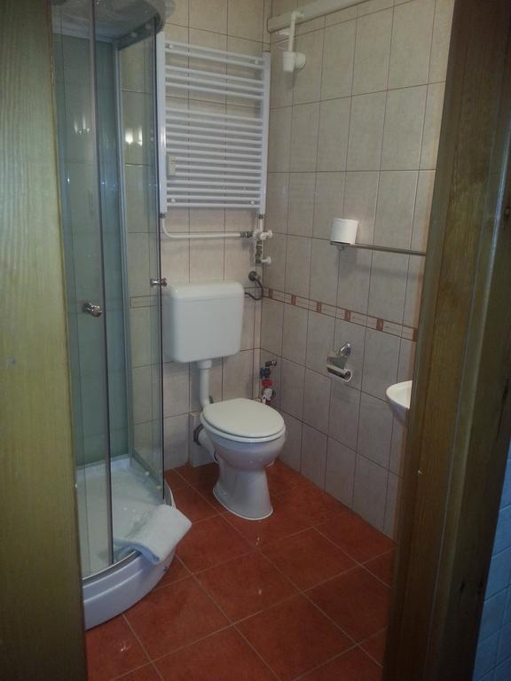 Szinva Apartman Miskolc Eksteriør billede